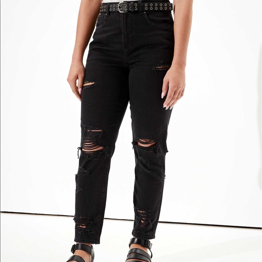 American Eagle Black Ripped Curvy Mom Jeans